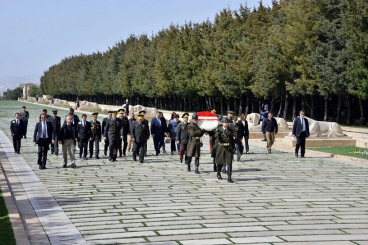 Zakir Həsənov Atatürkün mavzoleyini və Heydər Əliyev Parkını ziyarət edib - FOTO