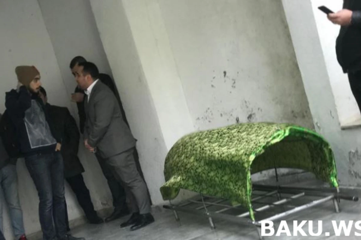 Тело гинеколога Сабины Мирзоевой доставлено домой (фото, видео)