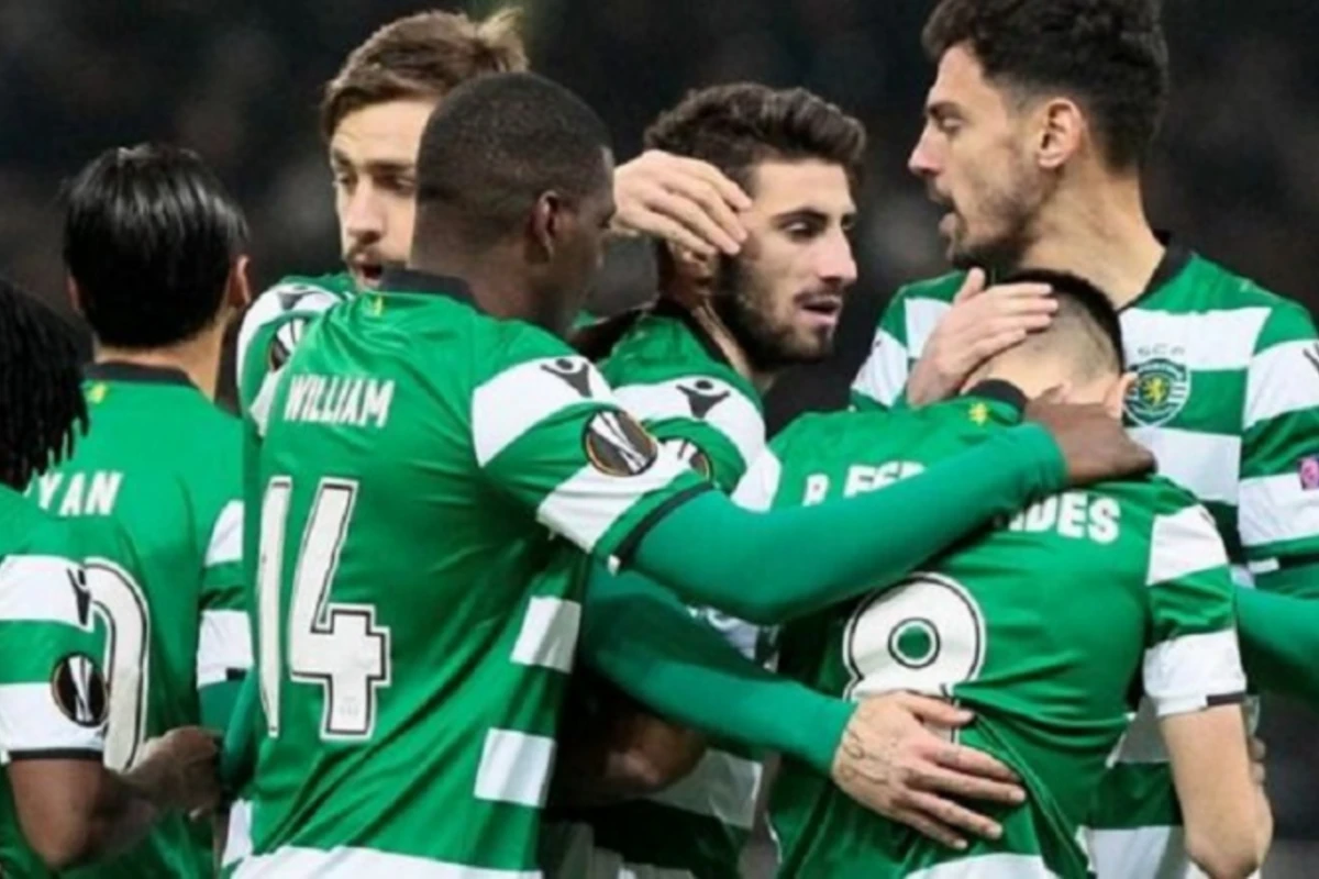 Məşhur Avropa klubu birdən-birə 19 futbolçusunu komandadan qovub