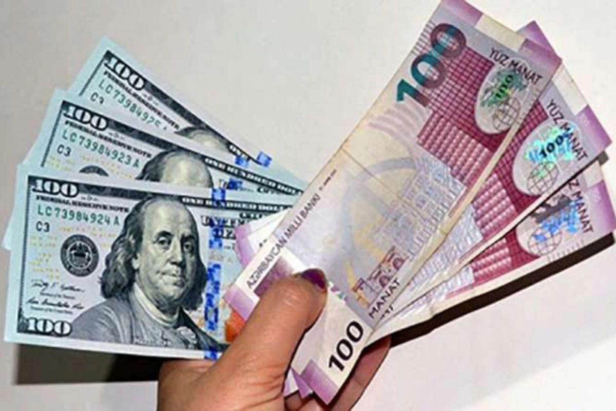 Mərkəzi bank dolların kursunu açıqladı
