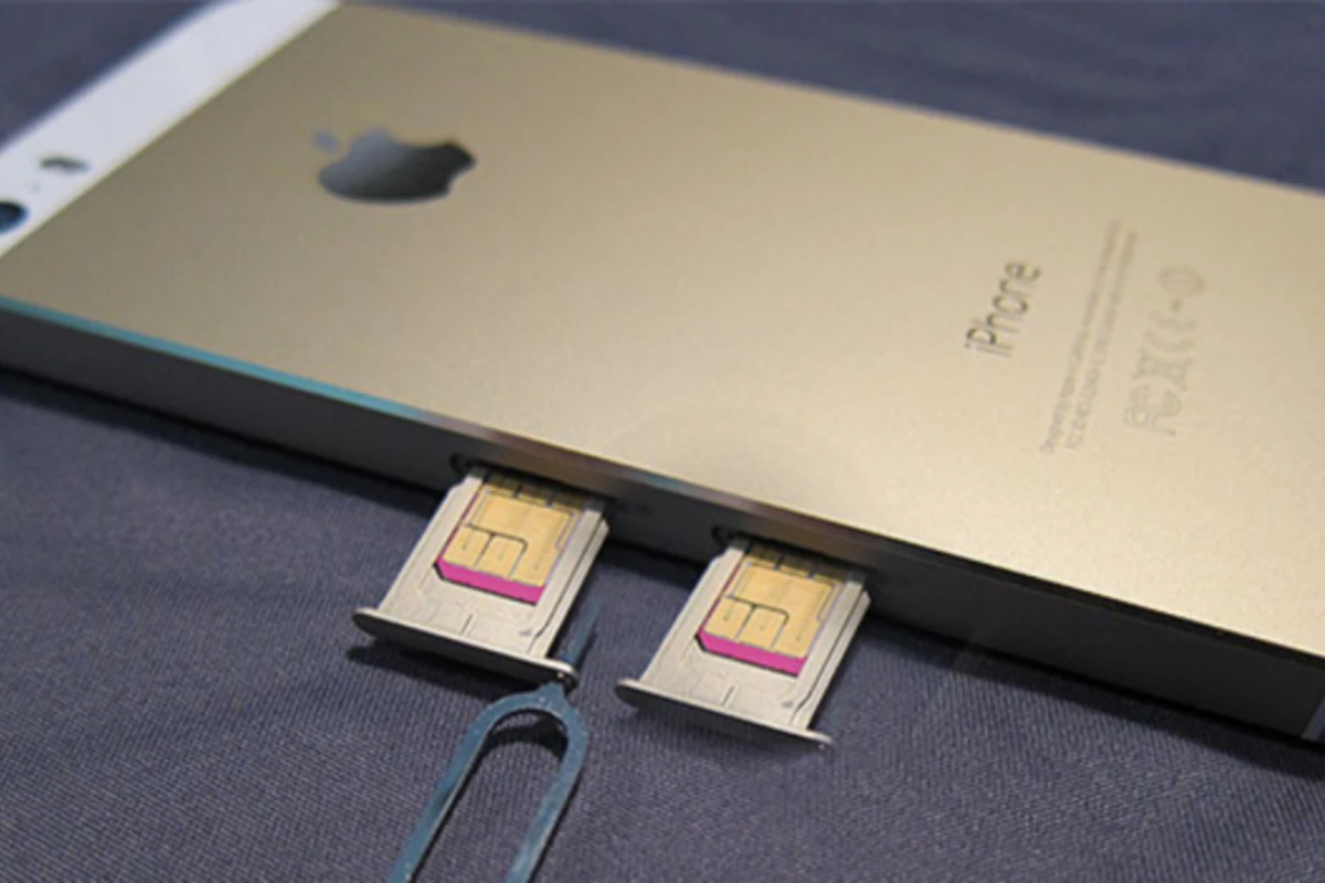 Новый iPhone получит версию с двумя SIM-картами