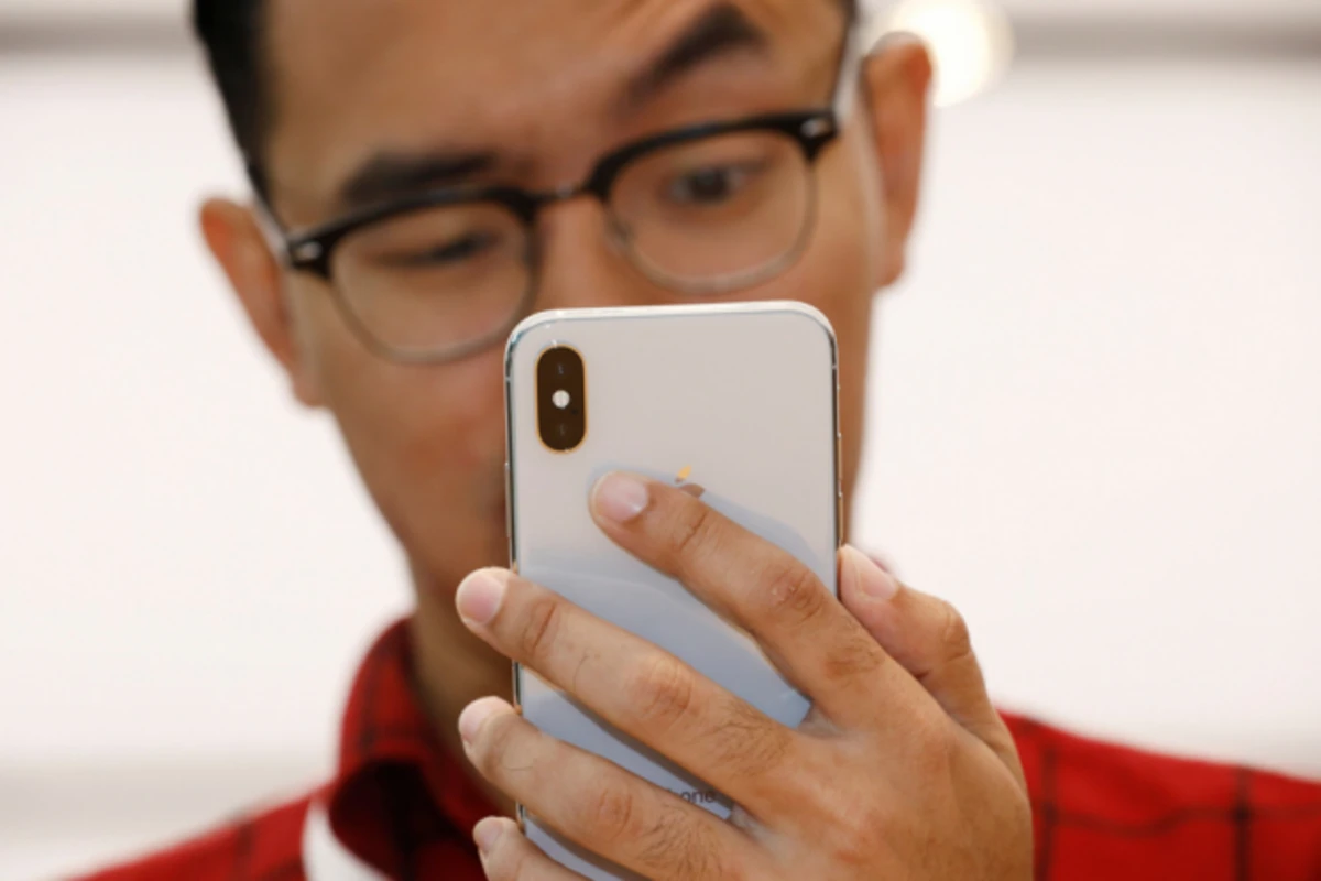 Apple будет называть iPhone по-новому