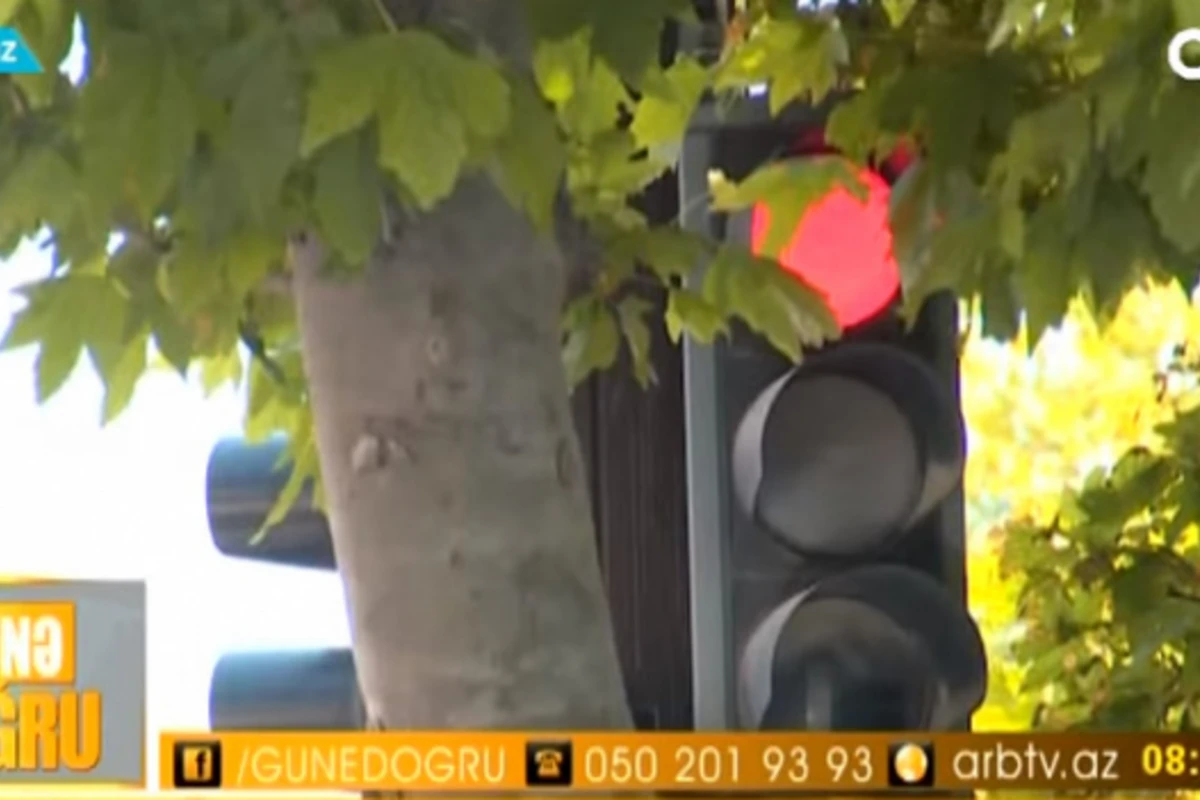 Sürücülərin həyatını riskə atan yol nişanları – VİDEO