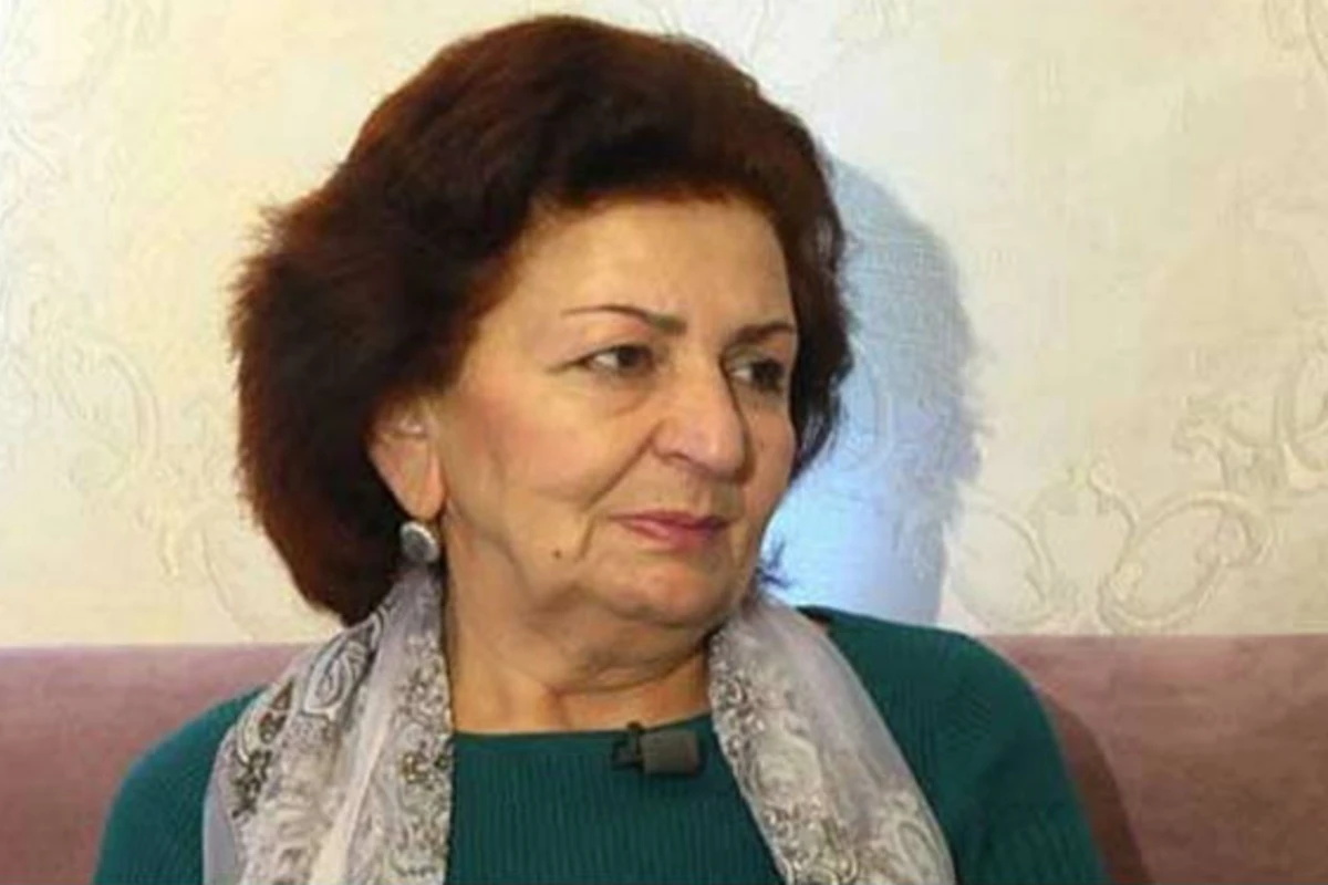 Kübra Əliyevadan İlhamənin oğlu barədə ŞOK sözlər Kübra Əliyevadan İlhamənin oğlu barədə ŞOK sözlər
