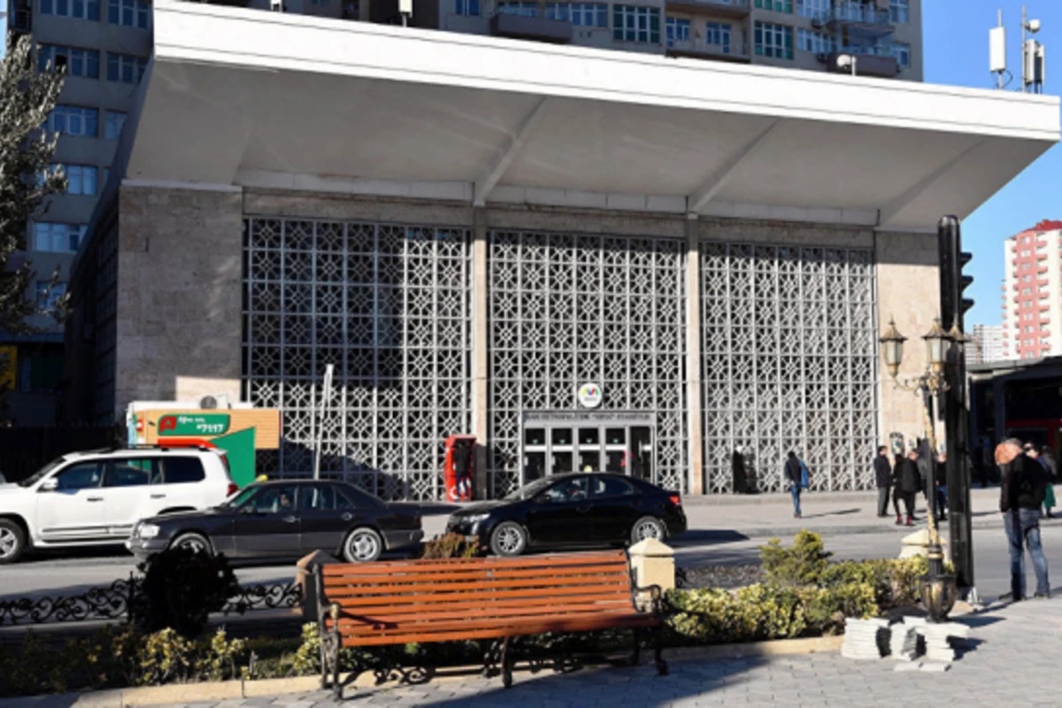 Xətai stansiyası təmirə bağlanır Xətai stansiyası təmirə bağlanır