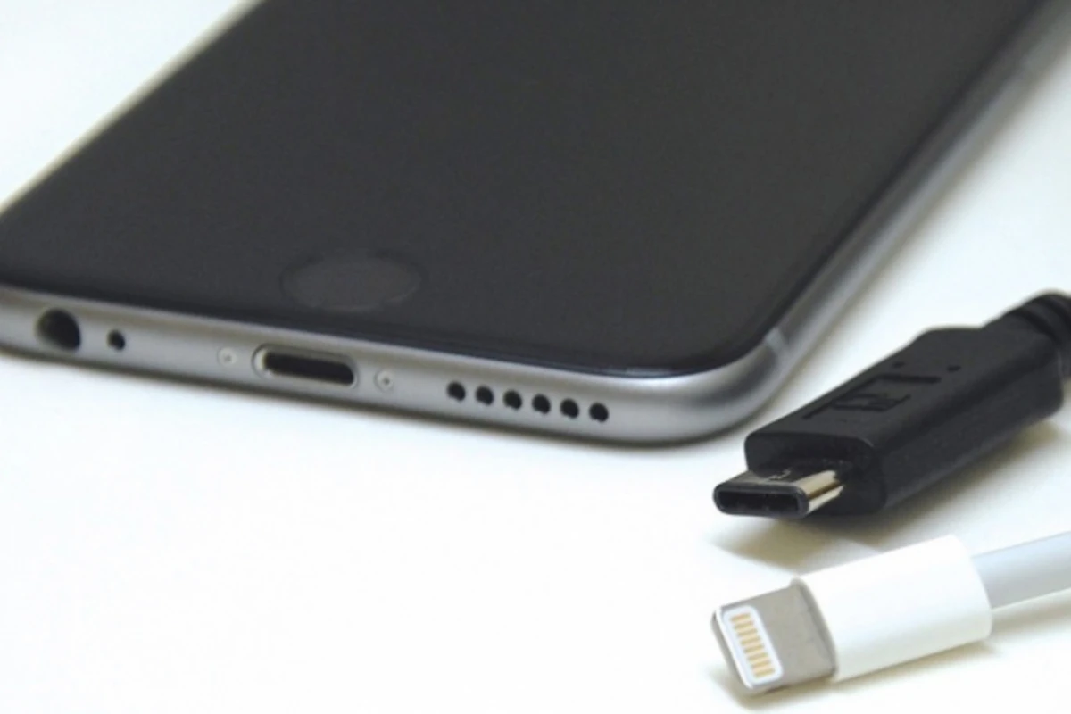 Следующий iPhone получит новый разъем