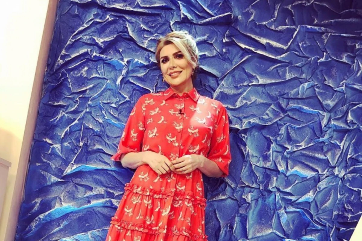 Xoşqədəm efirdə açıqladı: Uşağına baxa bilməyən kişiyə ərə gedib evimə gətirmərəm (VİDEO) Xoşqədəm efirdə açıqladı: Uşağına baxa bilməyən kişiyə ərə gedib evimə gətirmərəm (VİDEO)
