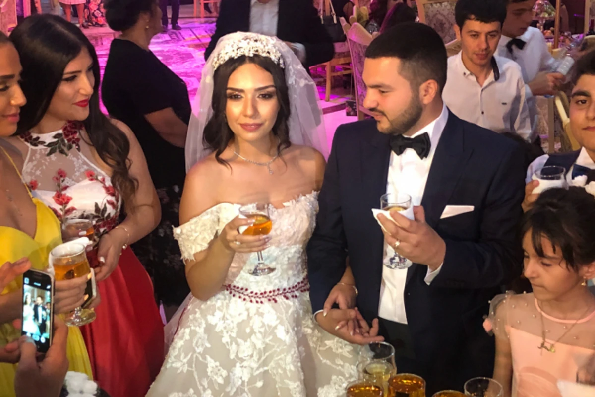 Azərbaycanlı aparıcılar evləndi - FOTO,VİDEO