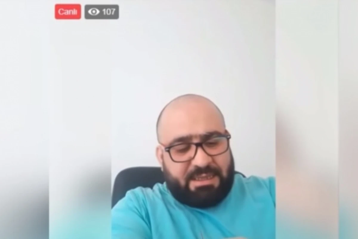 Facebook-da canlı yayımda intihara cəhd edən yazardan XƏBƏR VAR
