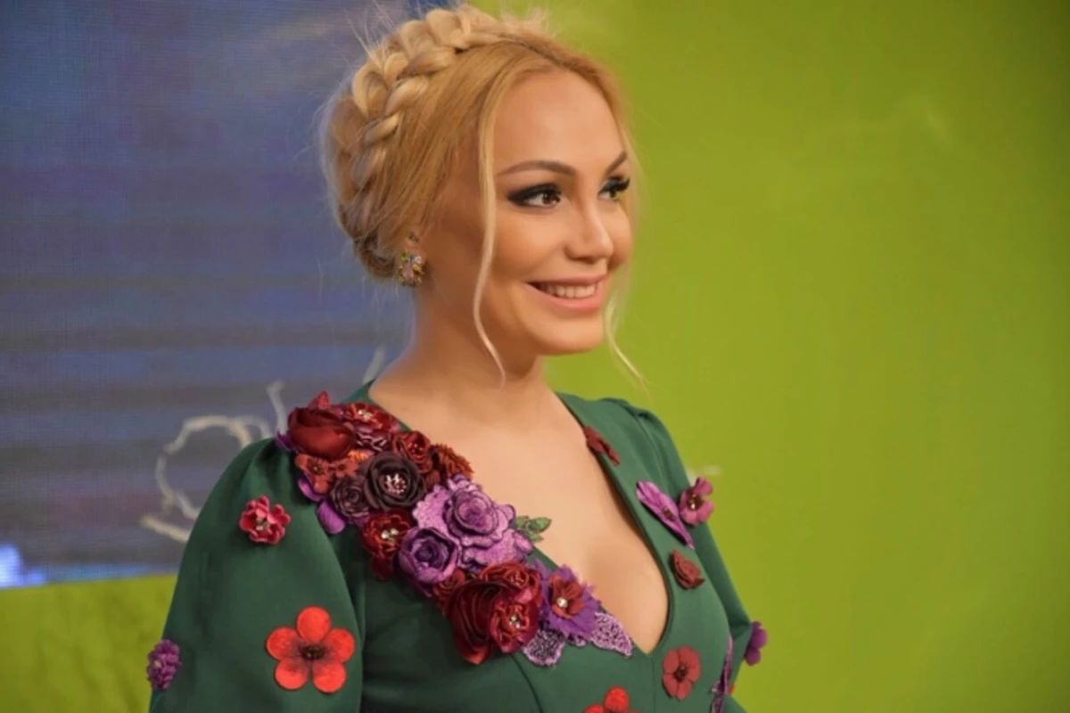 Шокирующее признание Нуры Сури: Я с удовольствием ушла бы со сцены, но я вынуждена (видео)