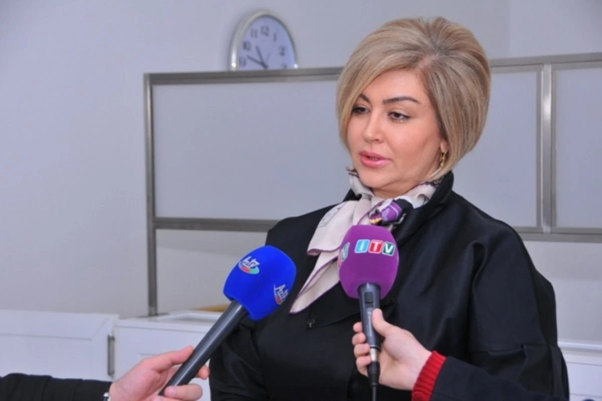 Eldar Əzizovu bu xanım əvəz edir – FOTO Eldar Əzizovu bu xanım əvəz edir – FOTO