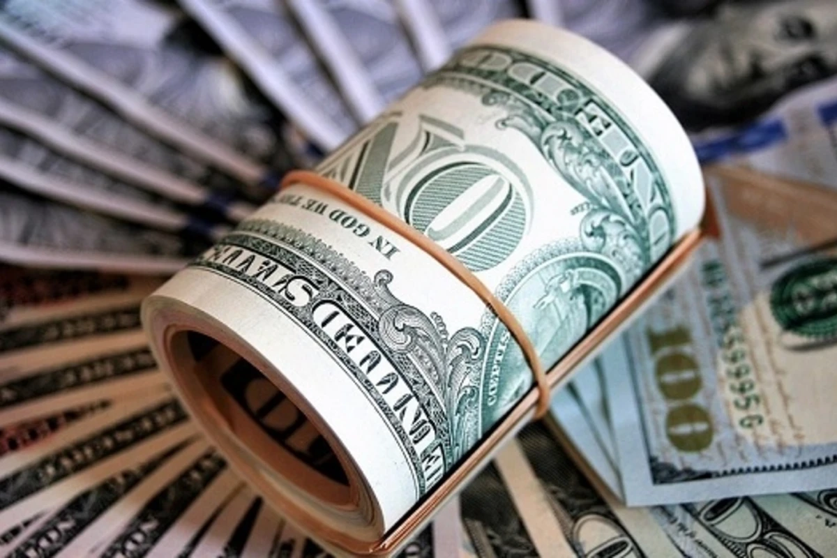 Dolların bu günə olan məzənnəsi