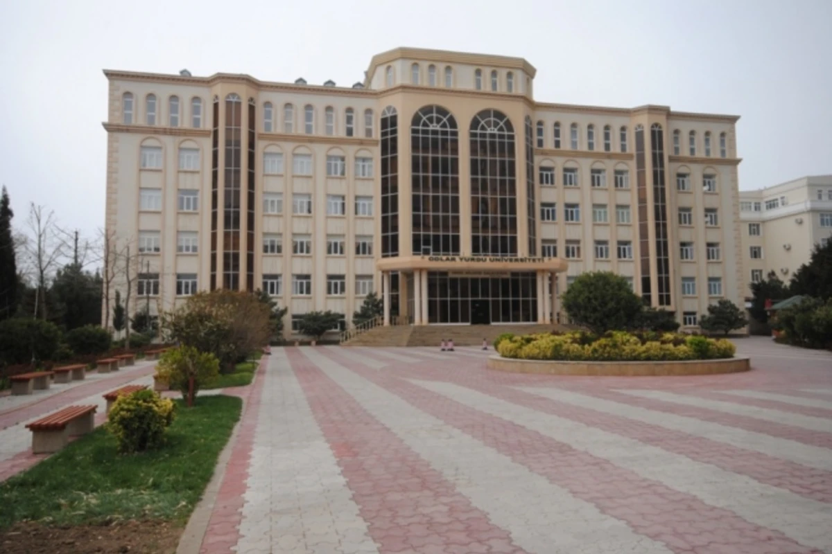 Xaricdə tibb təhsili almaq istəyənlərin nəzərinə Xaricdə tibb təhsili almaq istəyənlərin nəzərinə