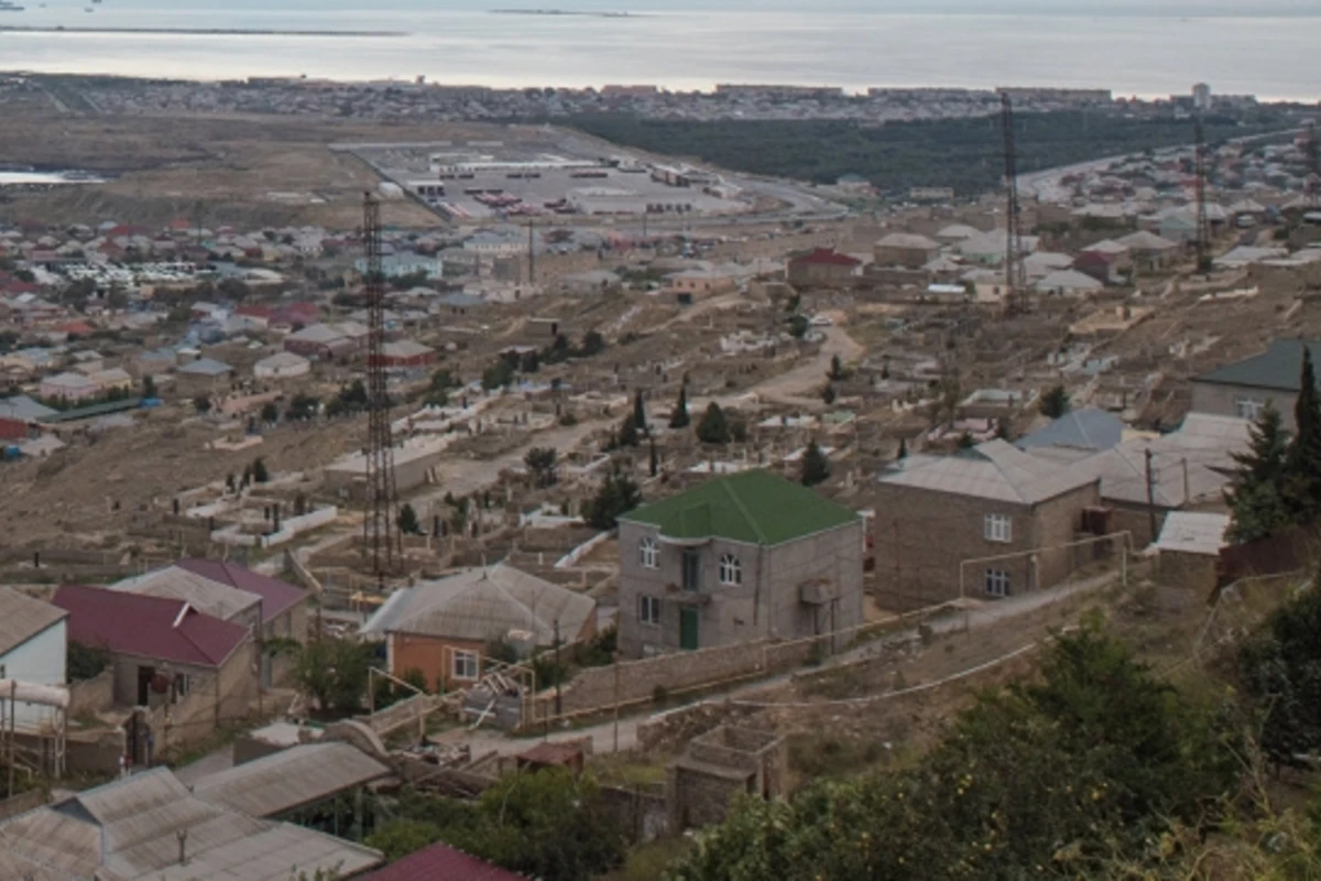 Millət vəkili: Sənədsiz evlərə və torpaqlara mülkiyyət hüququ verilməlidir