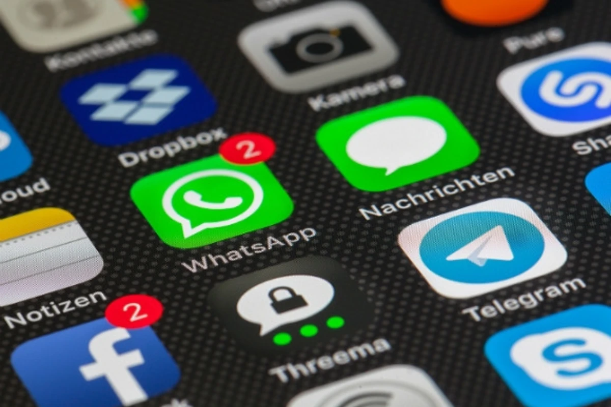 WhatsApp предоставит доступ к переписке пользователей