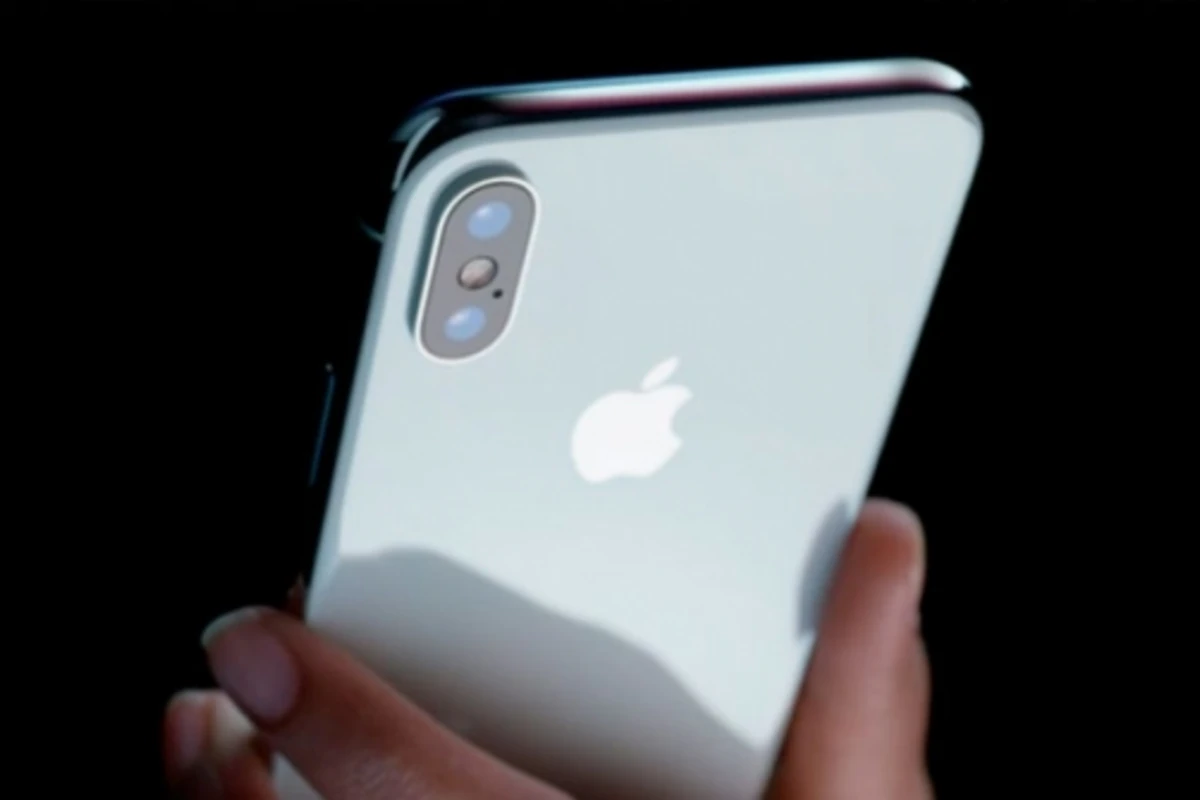 Названы цены всех новых iPhone Названы цены всех новых iPhone