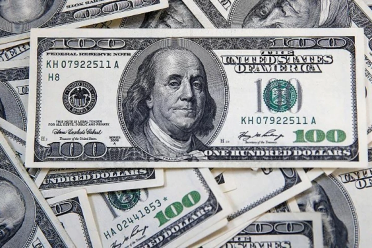 Mərkəzi Bank dolların sabahkı məzənnəsini açıqladı Mərkəzi Bank dolların sabahkı məzənnəsini açıqladı