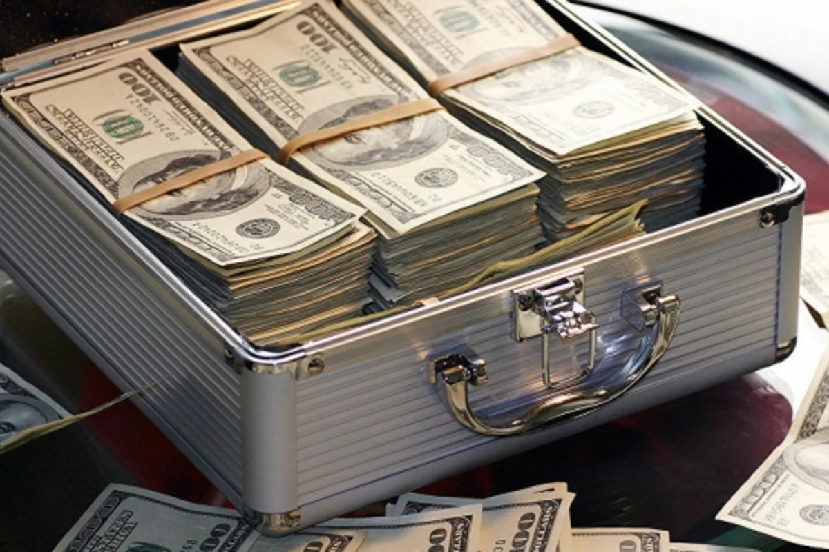 Dollar bu gün bu qiymətə olacaq