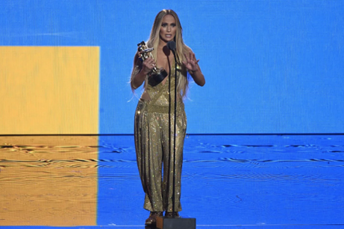 49-летняя Джей Ло с новым женихом восхитила публику – ВИДЕО