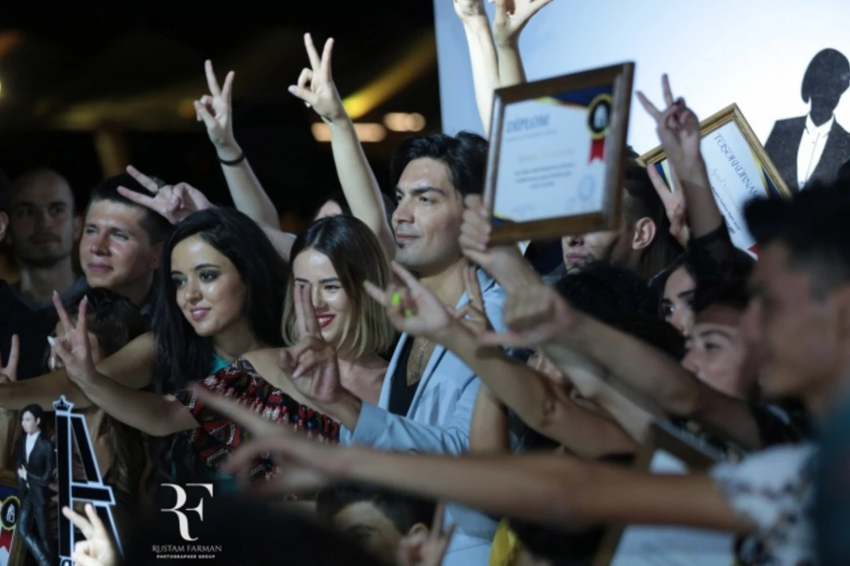 “Ilgar Aliyev Models Fashion Night 2018” adlı möhtəşəm mərasim baş tutub - FOTOLAR
