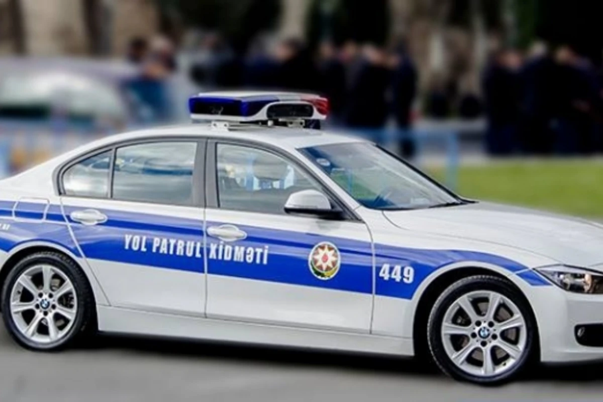 В Баку высокопоставленного полицейского уволили из-за секс-скандала