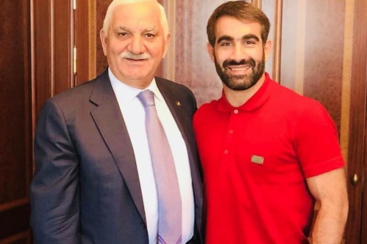 Bəylər Eyyubov Rafael Ağayevi qəbul edib Bəylər Eyyubov Rafael Ağayevi qəbul edib