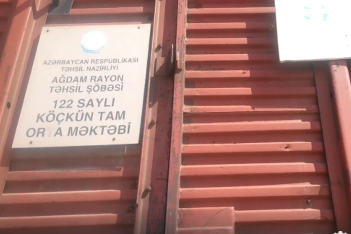 Vaqonlarda fəaliyyət göstərən köçkün məktəbi yeni binaya köçürüləcək - RƏSMİ (VİDEO)