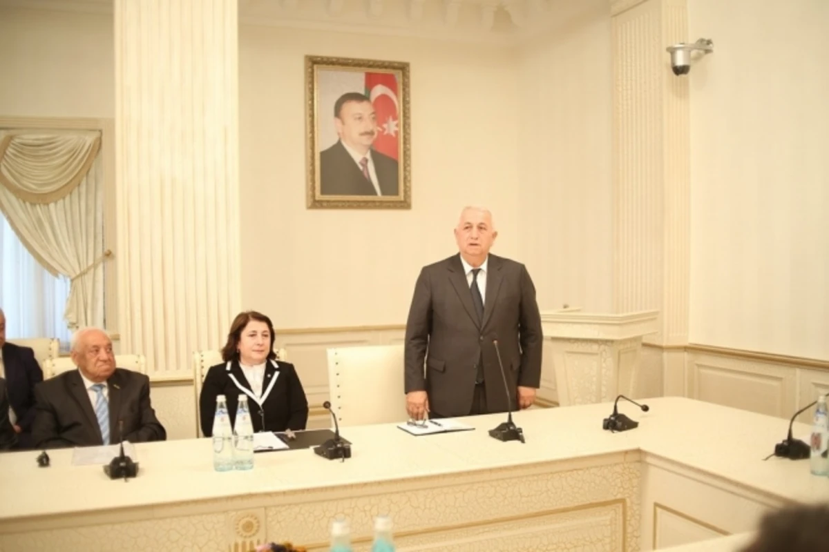 Gəncənin yeni icra başçısı DANIŞDI Gəncənin yeni icra başçısı DANIŞDI
