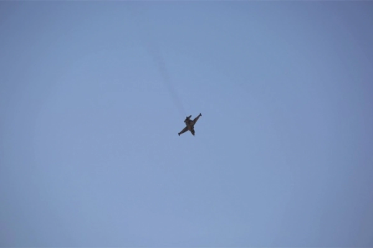 Naxçıvanda SU-25 hücum təyyarələri havaya qaldırıldı - FOTO