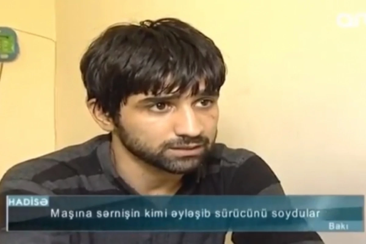 Taksi sürücüsünü bıçaqla hədələyib soydular – VİDEO