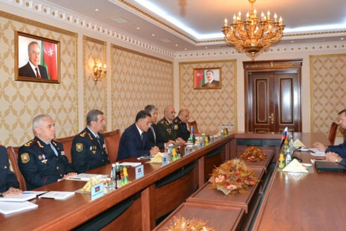 Ramil Usubov Rusiya səfiri ilə görüşüb