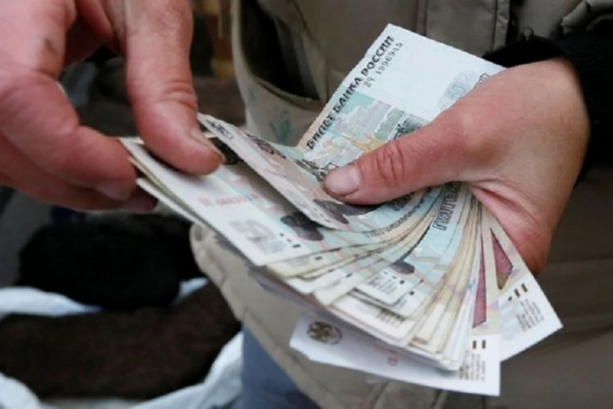 Rubl kəskin ucuzlaşdı Rubl kəskin ucuzlaşdı