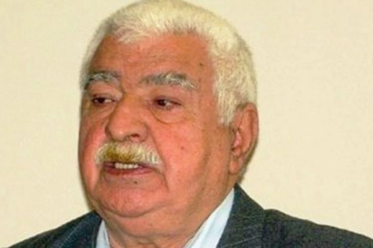 Azərenerji ASC-nin vitse-prezidentinin ayaqları tutuldu, yeriyə bilmir Azərenerji ASC-nin vitse-prezidentinin ayaqları tutuldu, yeriyə bilmir