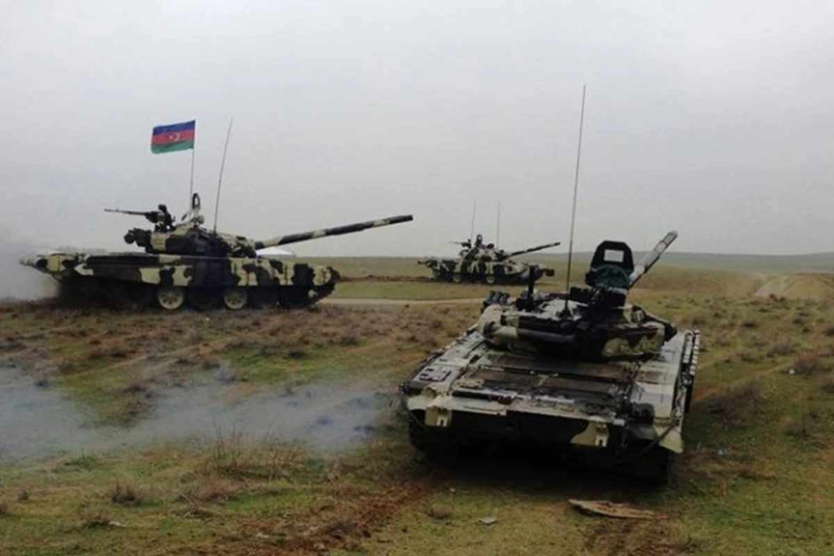 ОТВЕТ Азербайджана на объявление войны Арменией - 20 тысяч военнослужащих, 200 танков...