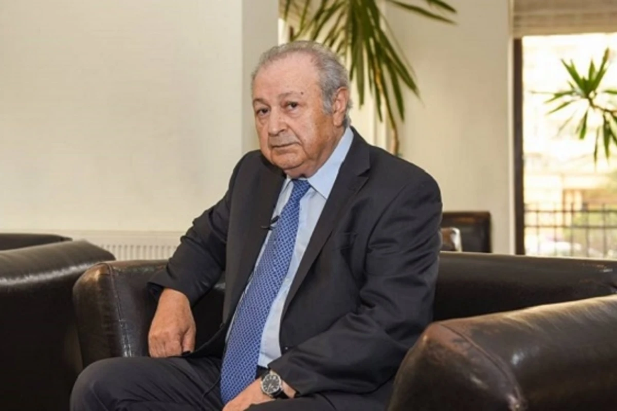 Heydər Əliyev ciddi hərbi təlimlər keçir, hamı kimi ona da güzəşt olunmur — Ayaz Mütəllibov