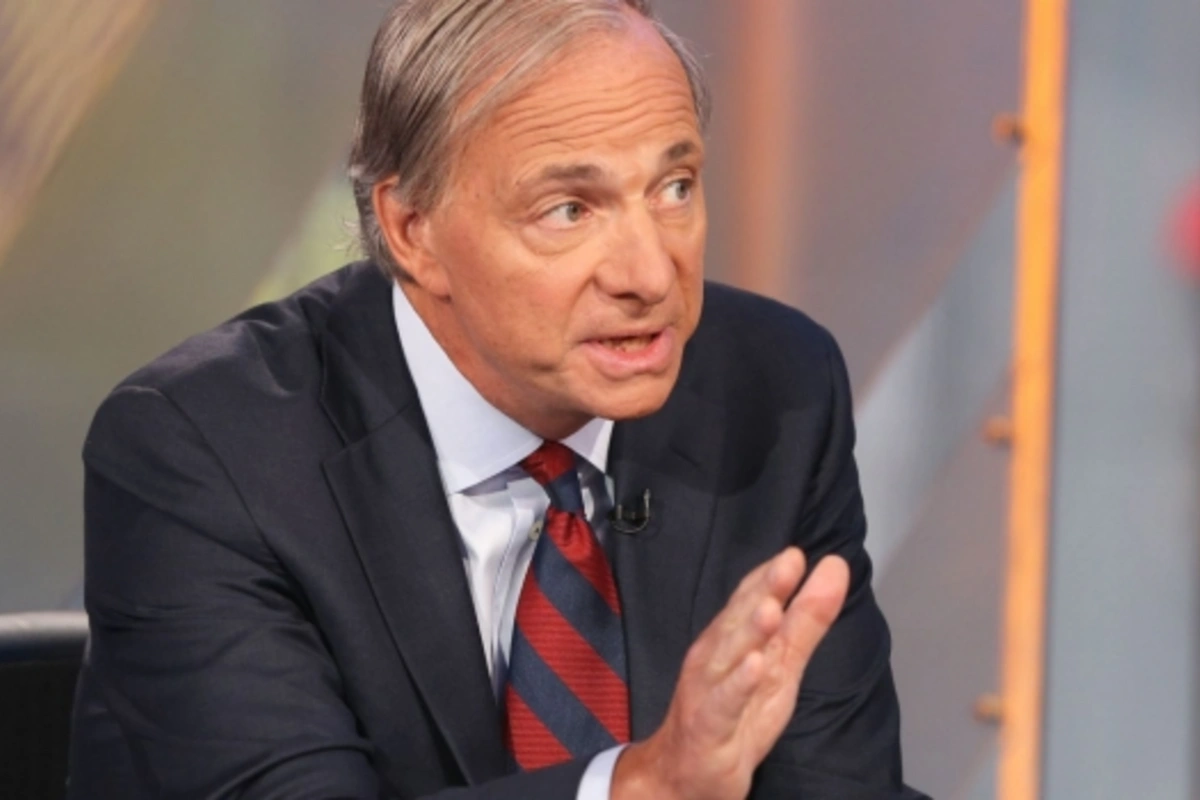 Milyarder Rey Dalio: Yaxın iki il ərzində dünyada yeni maliyyə böhranı baş verəcək