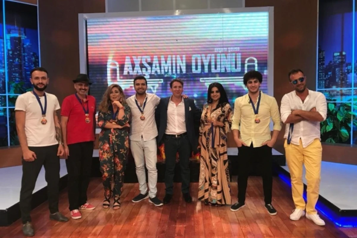 Azər Axşamın yeni verilişi bəlli oldu - FOTOLAR Azər Axşamın yeni verilişi bəlli oldu - FOTOLAR