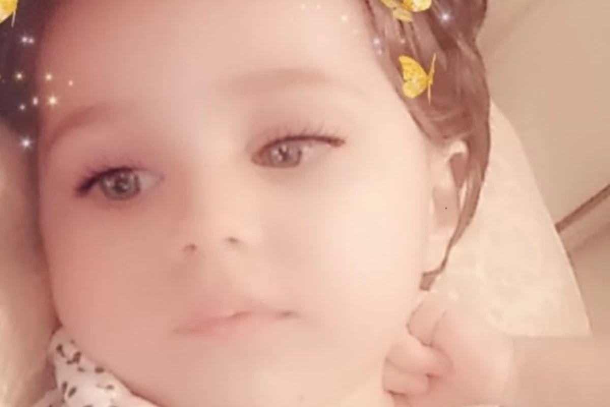 2 yaşlı körpənin xeyirxah insanlara ehtiyacı var – FOTO