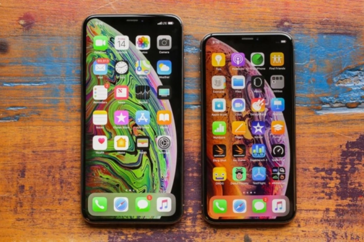 Yeni iPhoneların Azərbaycanda satış qiyməti məlum oldu - 3599 AZN (QİYMƏTLƏR) Yeni iPhoneların Azərbaycanda satış qiyməti məlum oldu - 3599 AZN (QİYMƏTLƏR)
