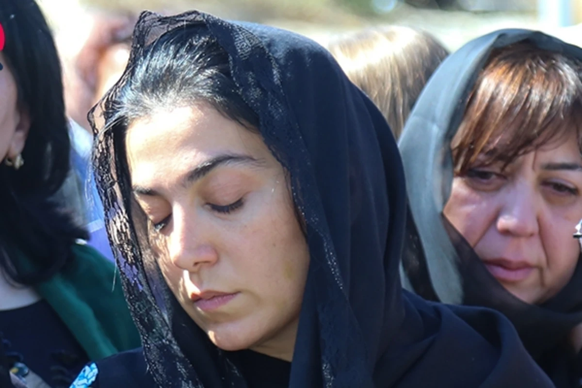 Sevil Nuriyeva qətlə yetirilən həyat yoldaşından yazdı: Bu dünyadan ağzı oruclu köçdü - FOTO Sevil Nuriyeva qətlə yetirilən həyat yoldaşından yazdı: Bu dünyadan ağzı oruclu köçdü - FOTO
