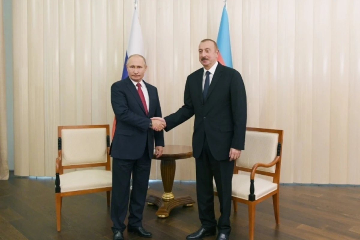 Vladimir Putin: Rusiya-Azərbaycan münasibətləri müsbət inkişaf edir Vladimir Putin: Rusiya-Azərbaycan münasibətləri müsbət inkişaf edir