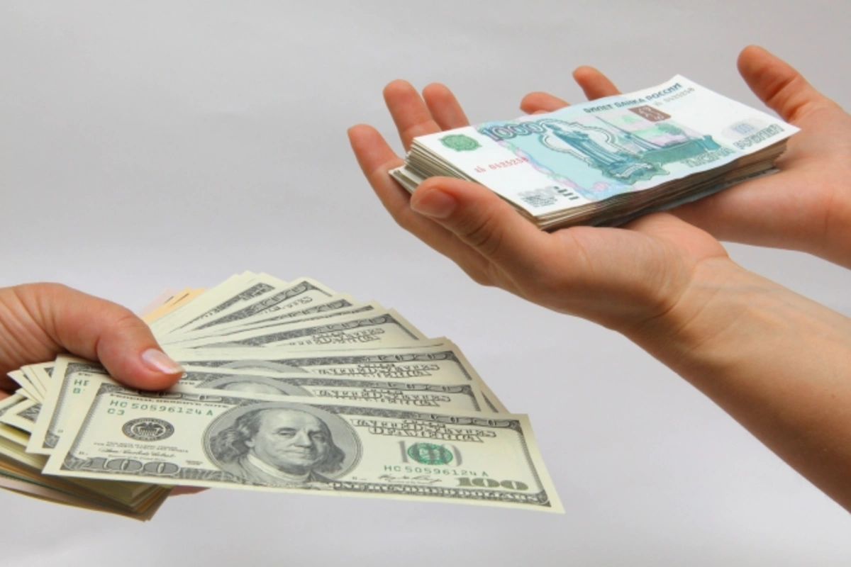 Rusiya dollardan imtina edir – Beynəlxalq ticarətdə nələr dəyişəcək?