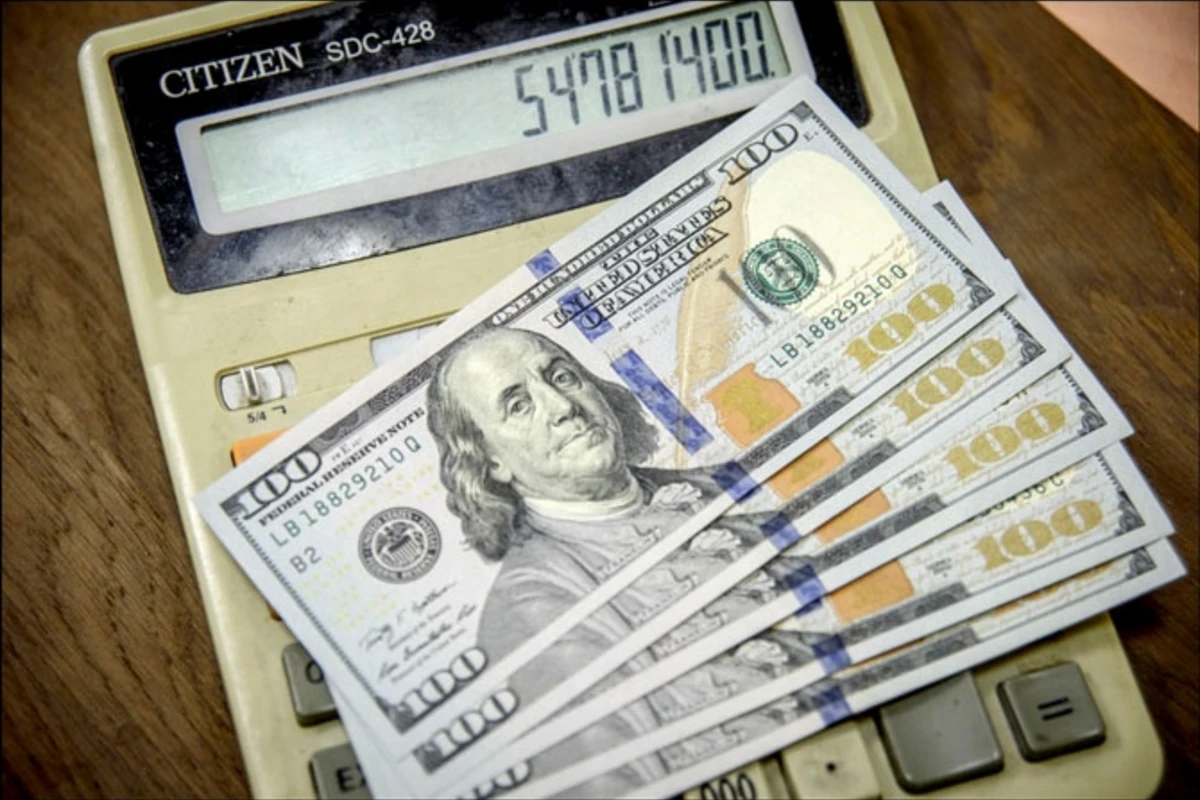 Dolların bu günə olan məzənnəsi Dolların bu günə olan məzənnəsi