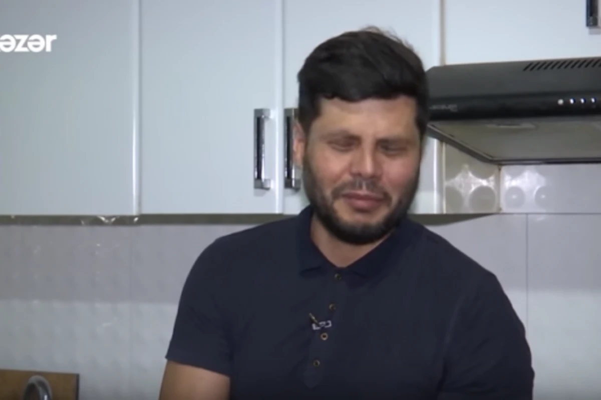 Zaur Kamal kövrəldi: Acımışdım, evdə çörək də yox idi... (VİDEO) Zaur Kamal kövrəldi: Acımışdım, evdə çörək də yox idi... (VİDEO)