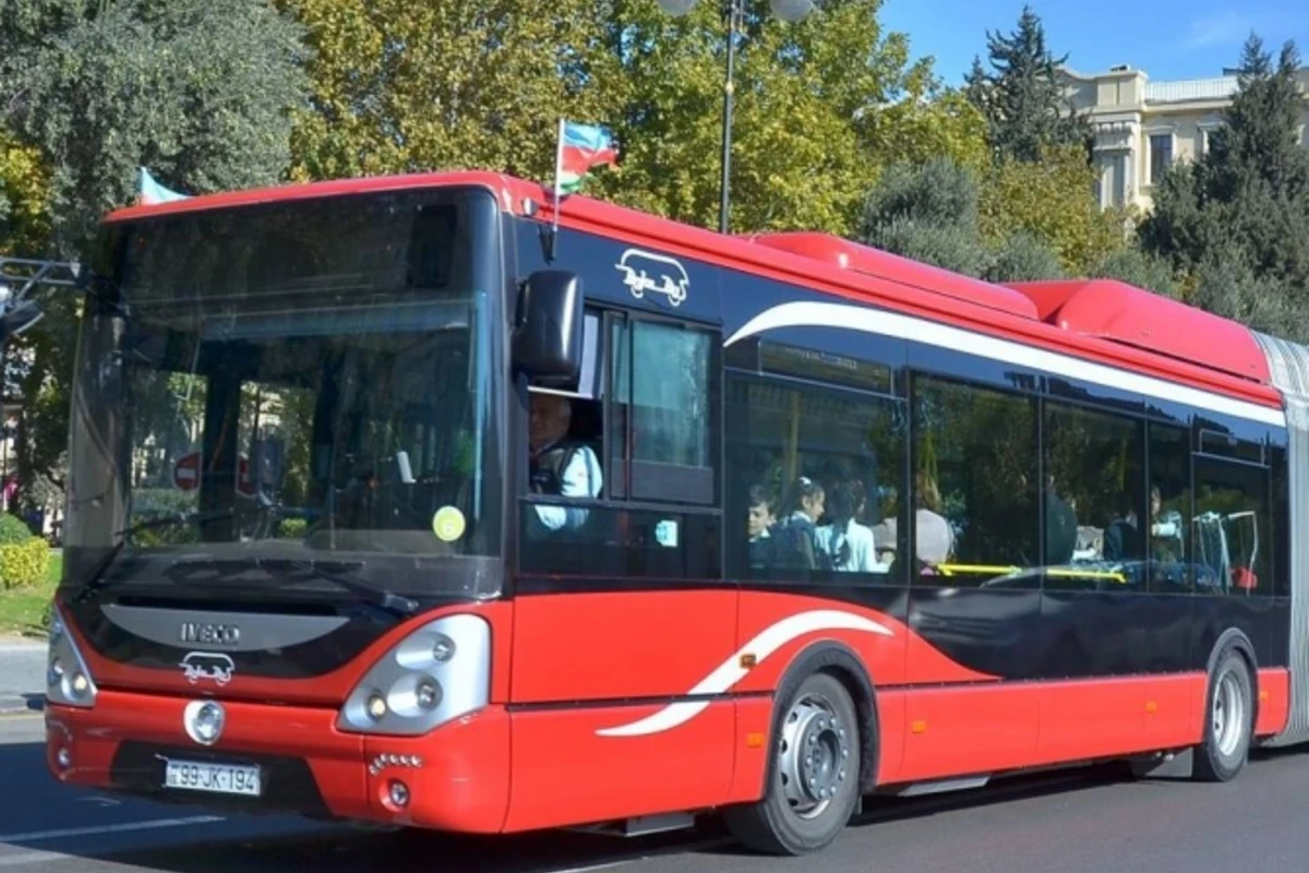 “BakuBus” sıxlıqla bağlı sərnişinlərə müraciət etdi