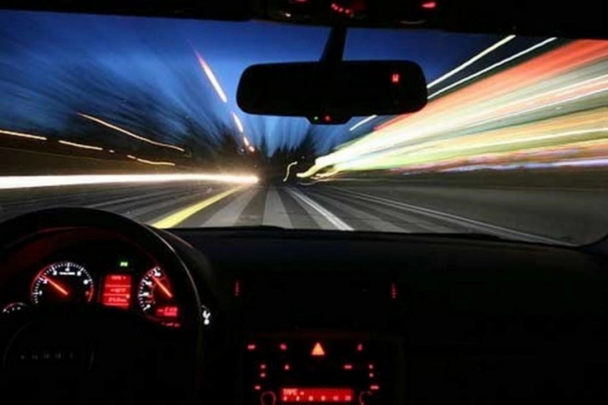 Мажоры на BMW прокатились со скоростью авиалайнера - ВИДЕО