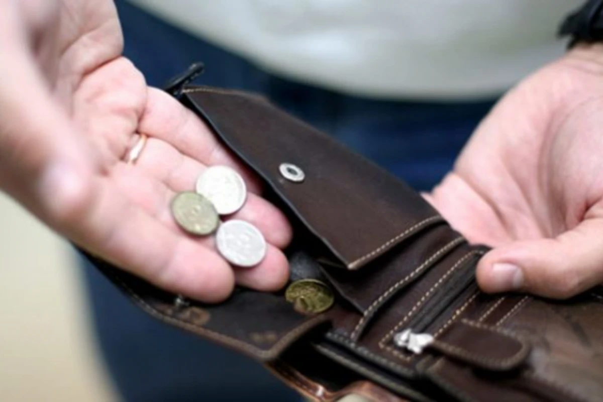 Стало известно, сколько людей в мире живут менее чем на $5,5 в день