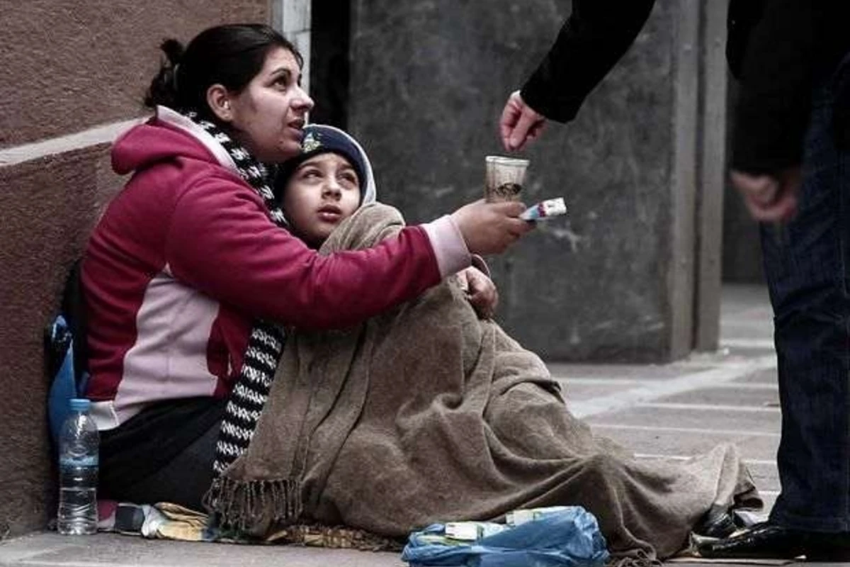 Azərbaycanda yoxsulların sayı AÇIQLANDI Azərbaycanda yoxsulların sayı AÇIQLANDI