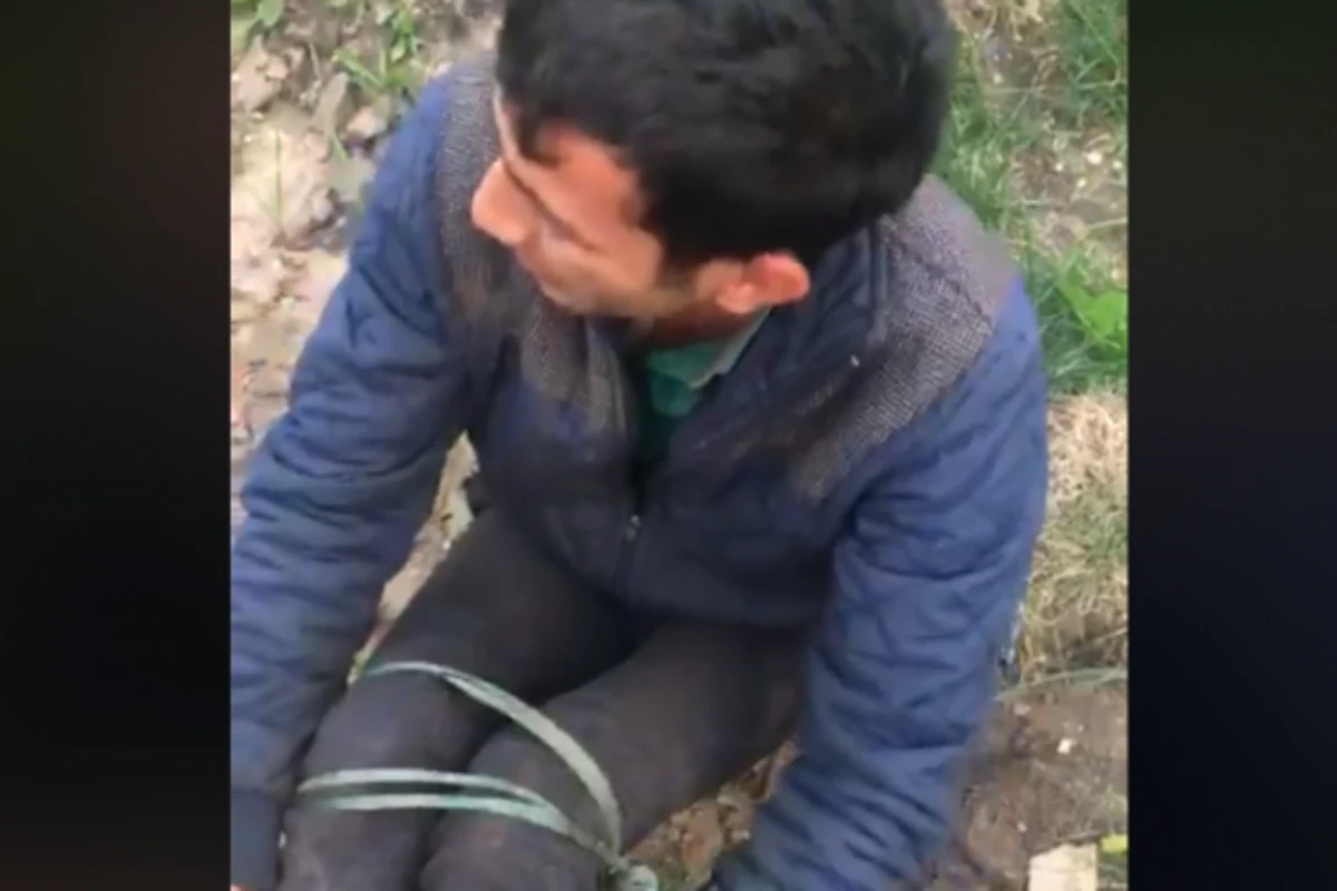Əmisinin gəlinini qaçıran evli kişiyə belə işgəncə verdilər - VİDEO Əmisinin gəlinini qaçıran evli kişiyə belə işgəncə verdilər - VİDEO