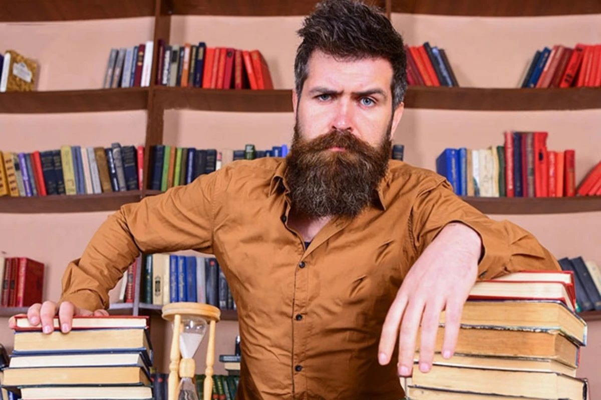 Azərbaycanda universitetdə daha bir qadağa: bu dəfə oğlanlara... Azərbaycanda universitetdə daha bir qadağa: bu dəfə oğlanlara...